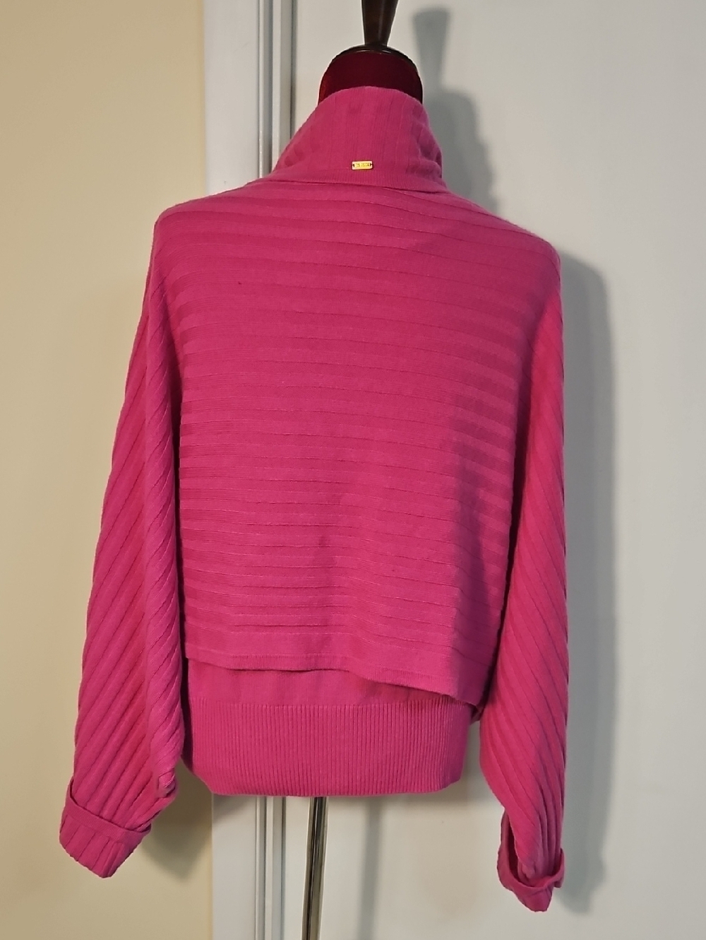 St John Women's Two Piece Sweater Set Size Large - Picture 4 of 10